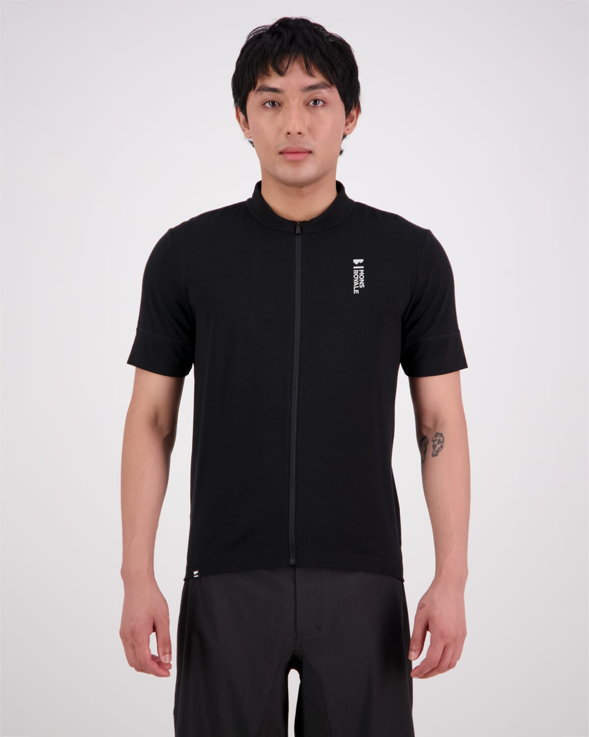 Roam Cargo Merino Shift Full Zip T-Shirt - Black